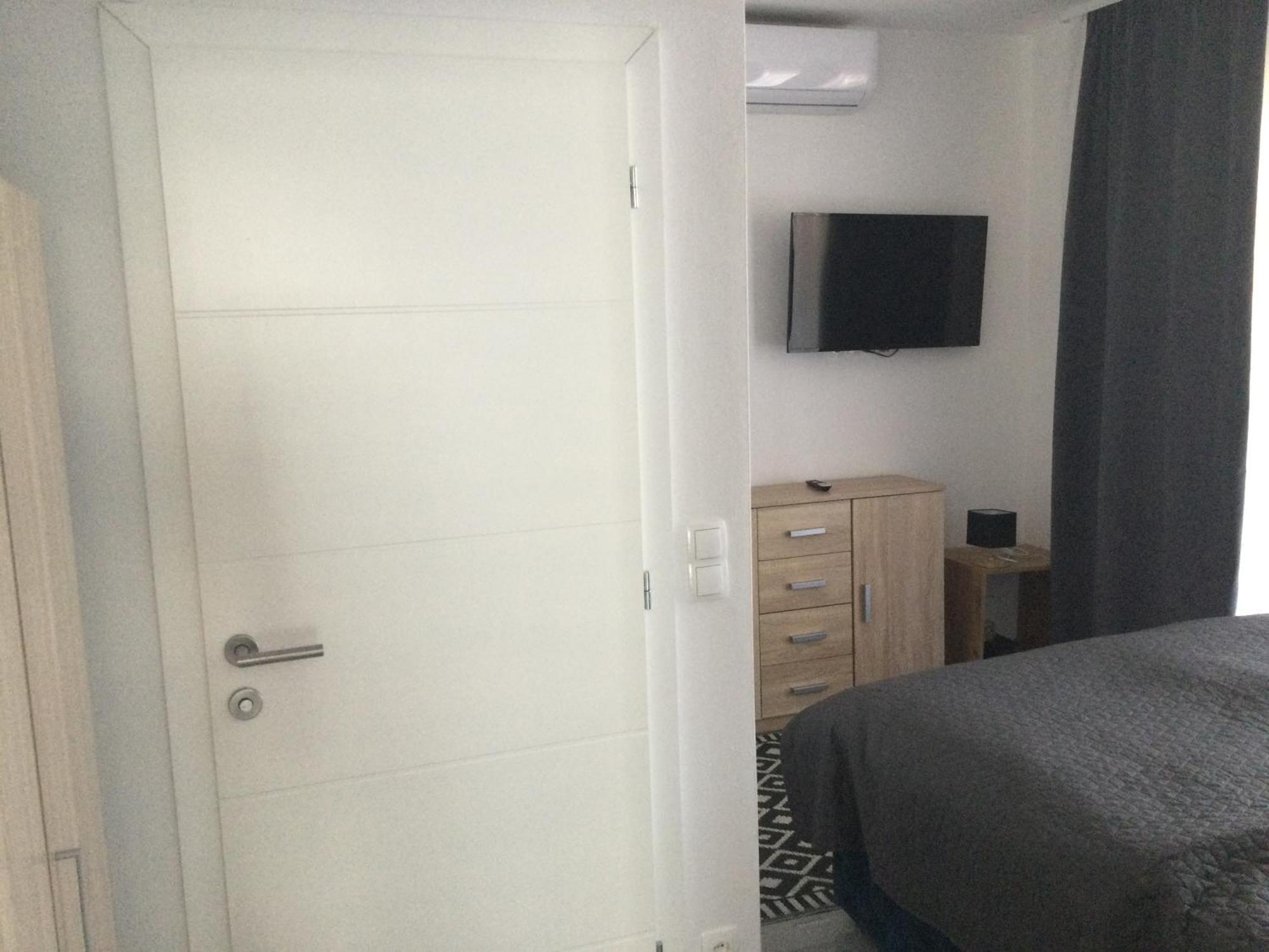 Appartements Вир Екстериор снимка